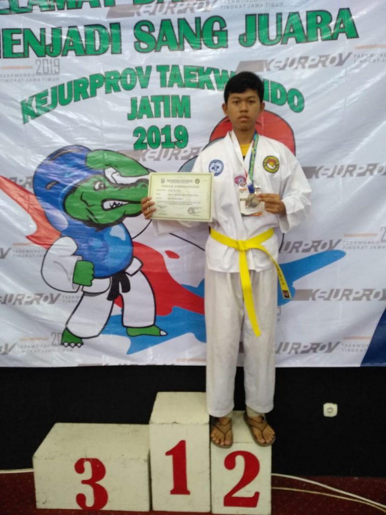 Ravy Dwi Hari Robbini semester 3 IBBU program SKS